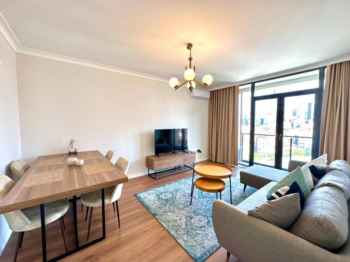 Sisli Modern Residence, 2 Bedroom Apartments, 250M Metro Station Istanbul Værelse billede